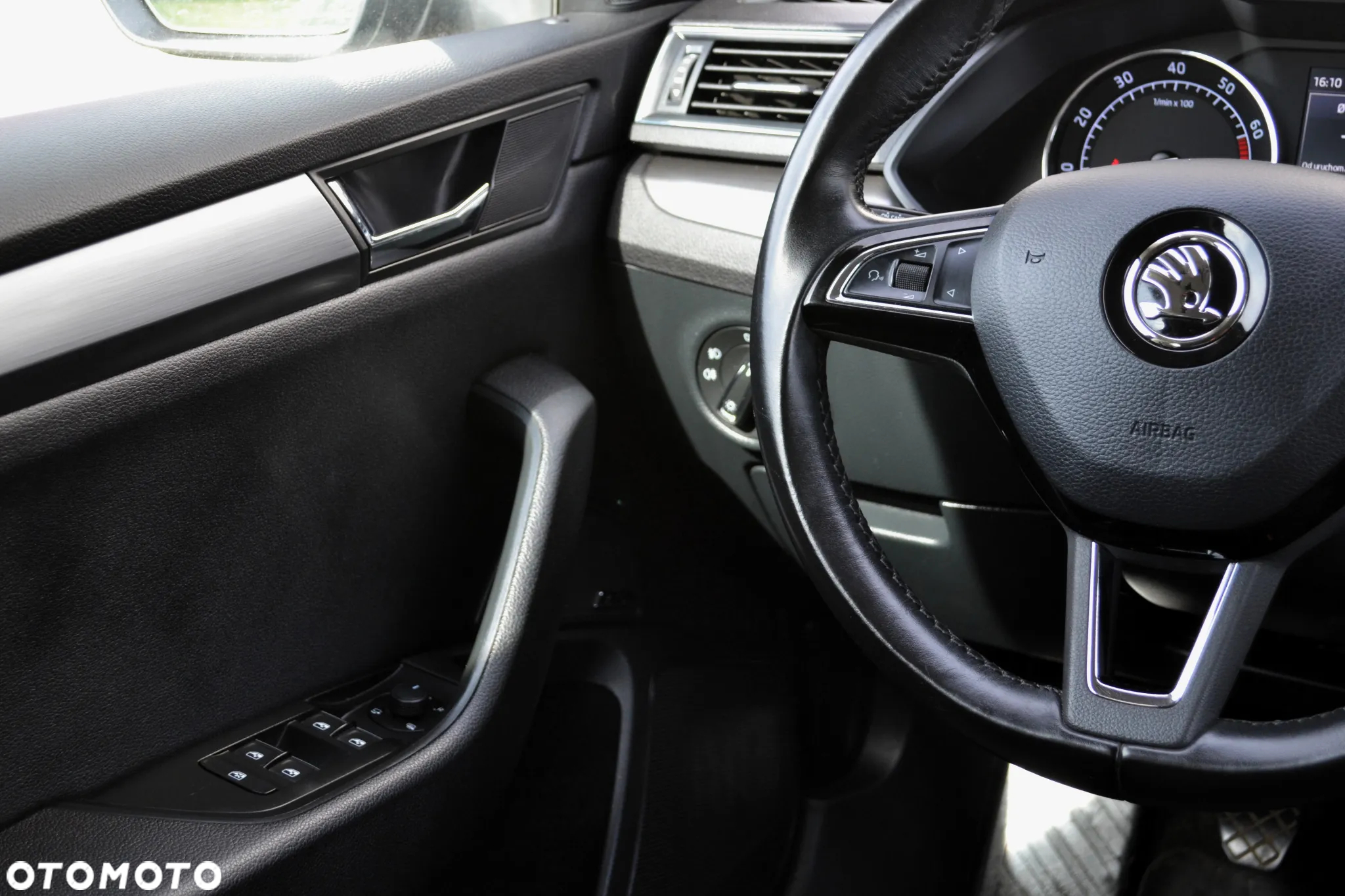 Skoda Superb 1.8 TSI Ambition - 24
