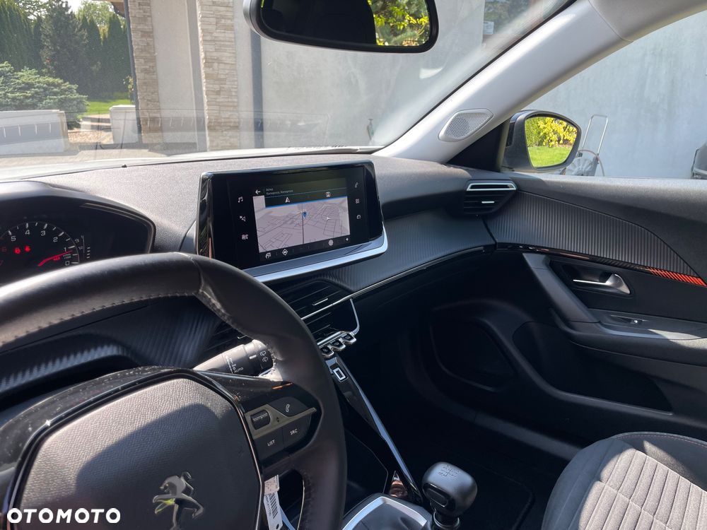 Peugeot 2008 PureTech 100 Allure - 7