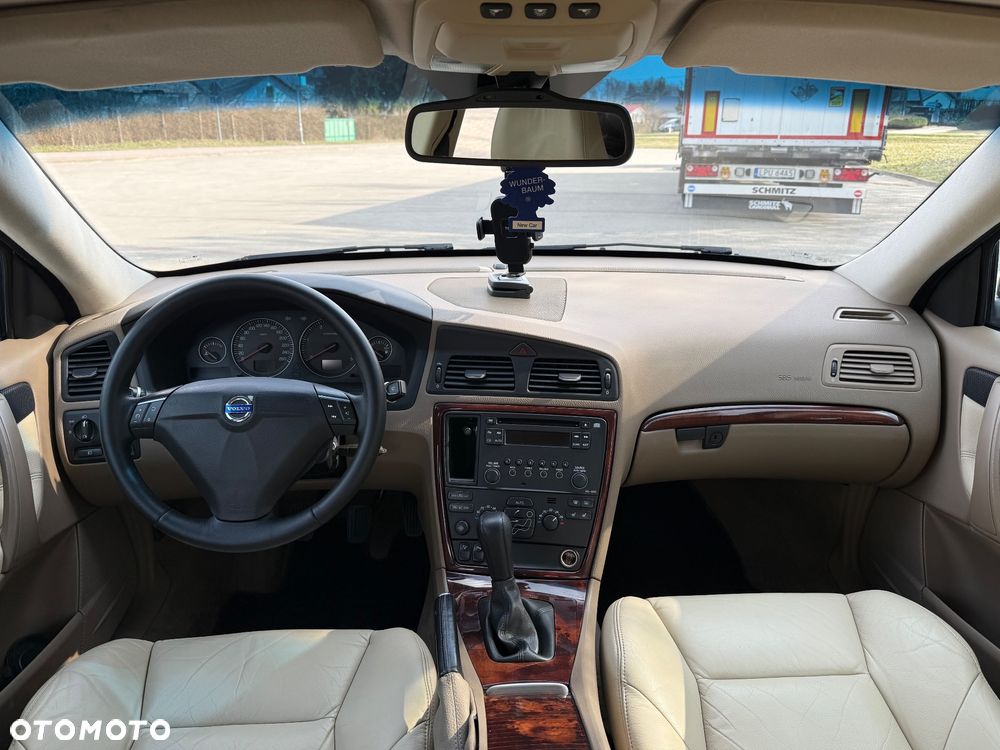 Volvo S60 D5 Summum - 19