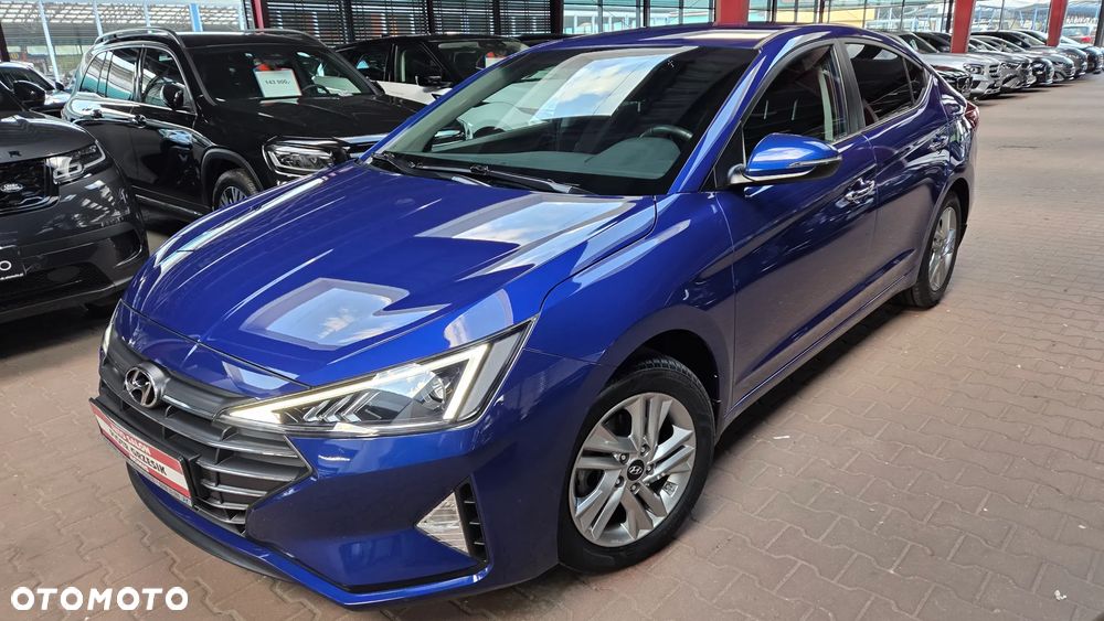 Hyundai Elantra 1.6 Comfort Premiere - 1