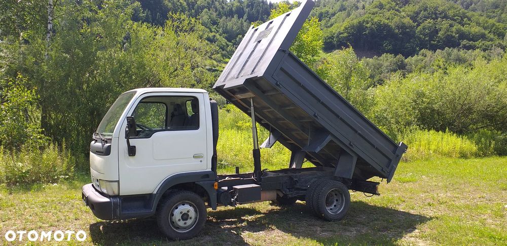 Nissan Cabstar - 2