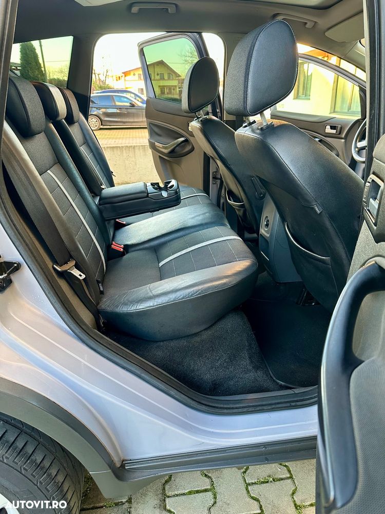 Ford Kuga 2.0 TDCi 4x4 Trend - 6