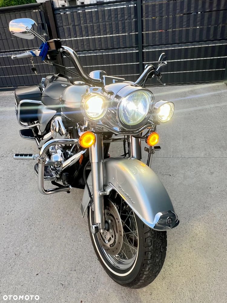 Harley-Davidson Touring Road King - 1