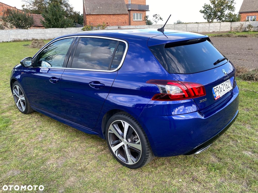 Peugeot 208 1.2 PureTech GT Line S&S - 6