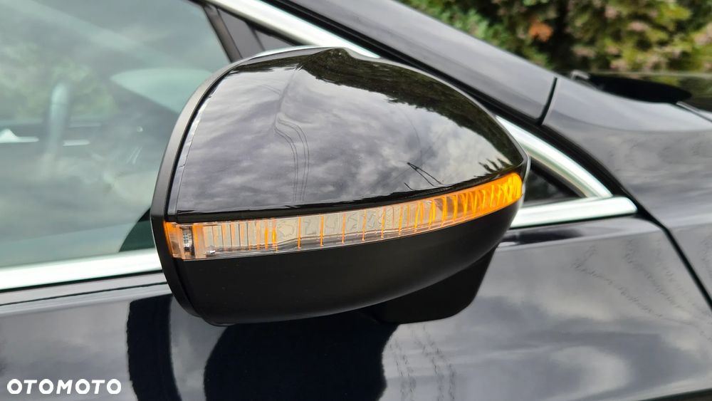 Volkswagen Passat - 19