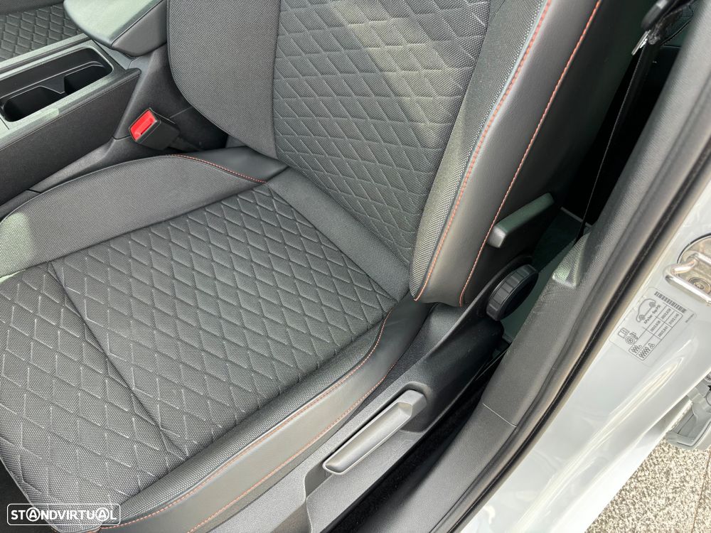 SEAT Leon 1.4 e-Hybrid DSG FR Plus - 27