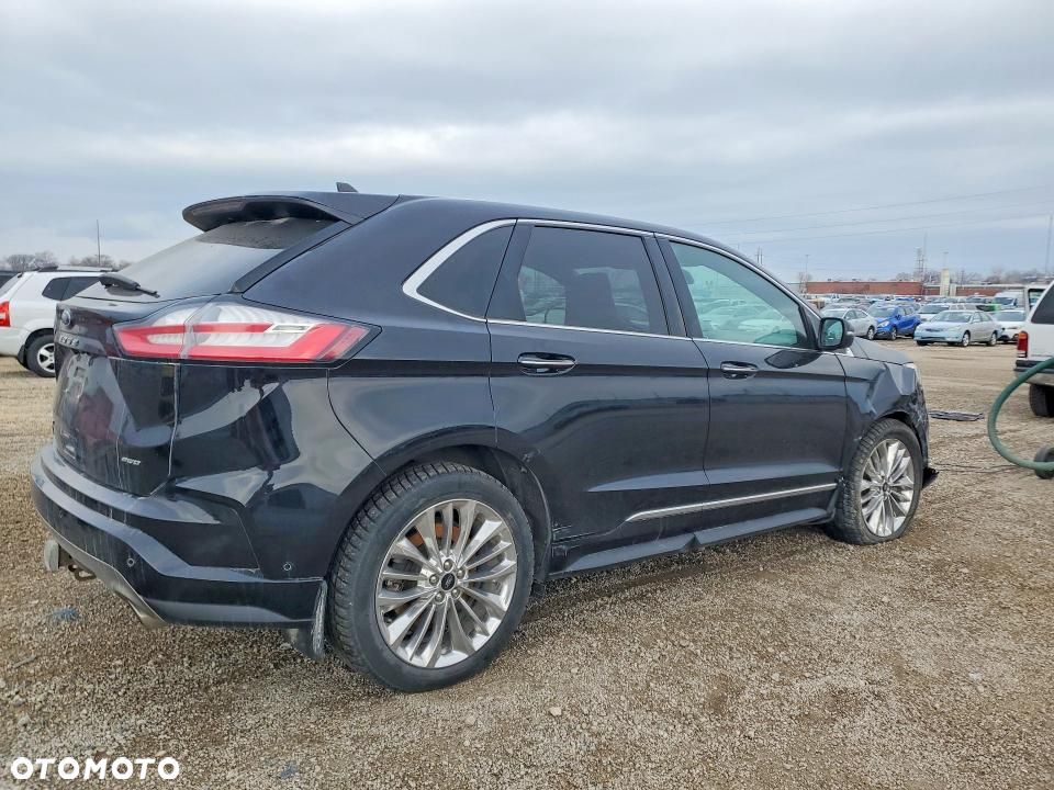 Ford Edge - 4