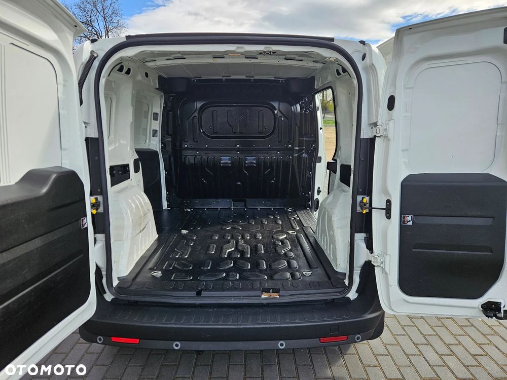 Fiat DOBLO 1.6MultiJet 105KM - 20