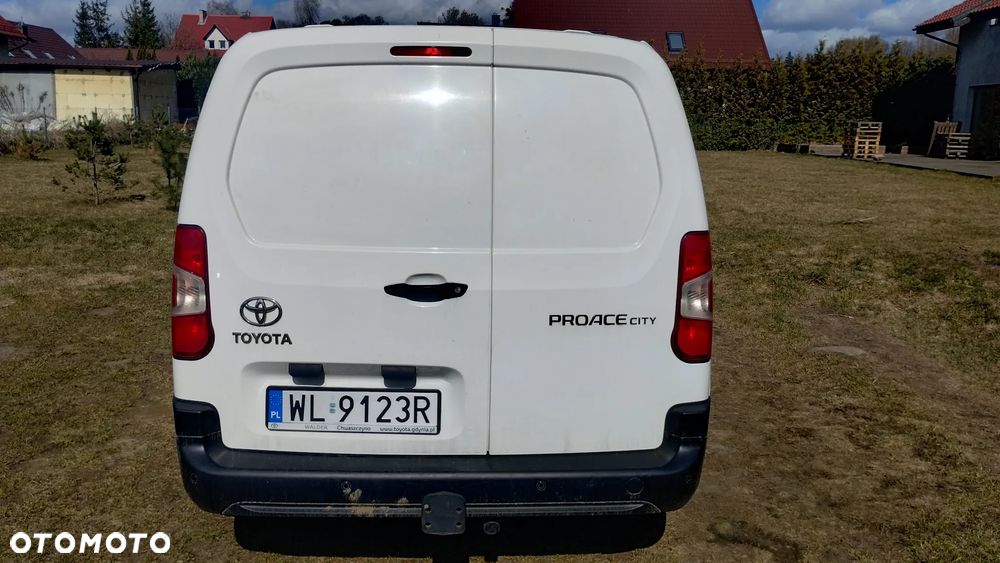 Toyota Proace City - 13