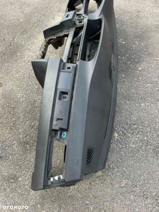 Deska Bmw e90 e91 e92 Europa czarna pod Navi ładna - 5
