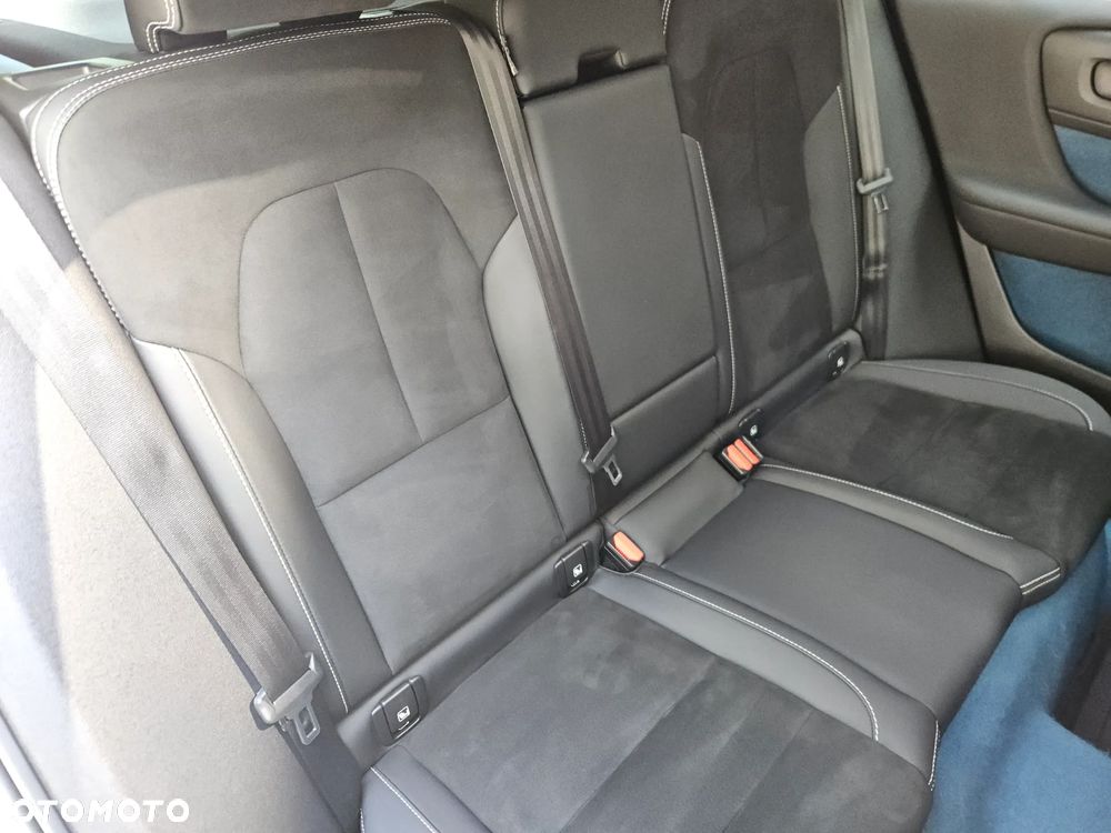 Volvo C40 Recharge Twin AWD Plus - 31