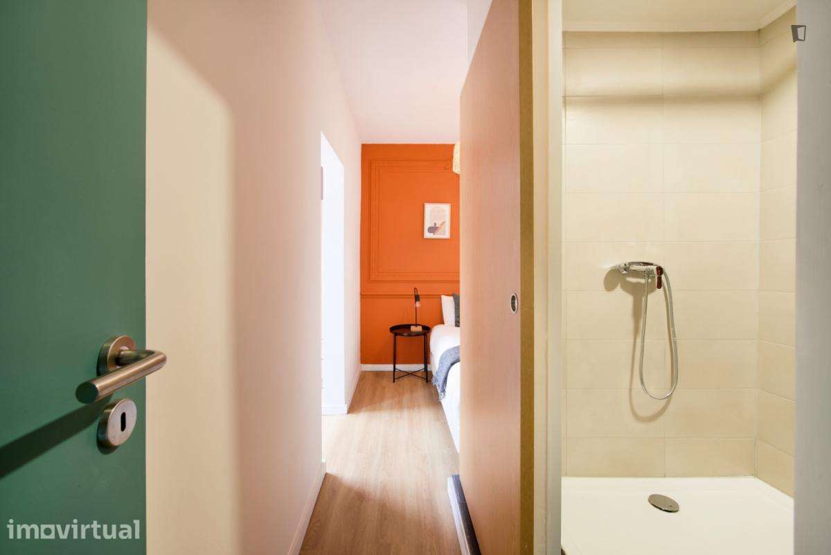 Quarto - localizado em Arroios Lisbon - Grande imagem: 5/46