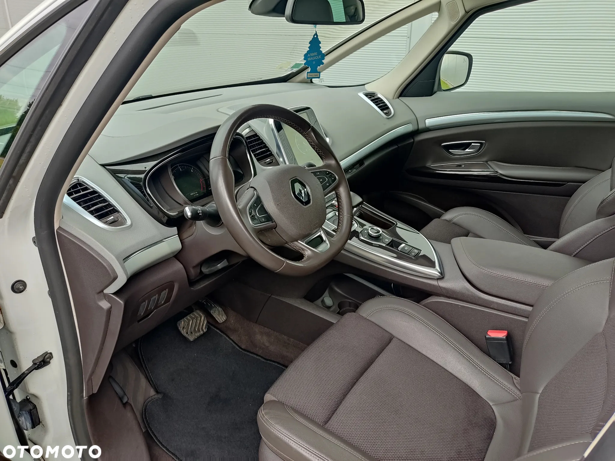 Renault Espace 1.6 dCi Energy Magnetic EDC 7os - 6