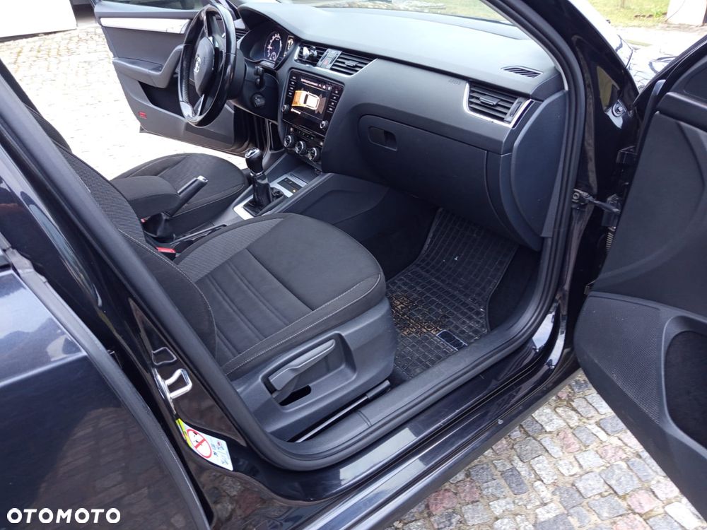Skoda Octavia 1.6 TDI Style - 6
