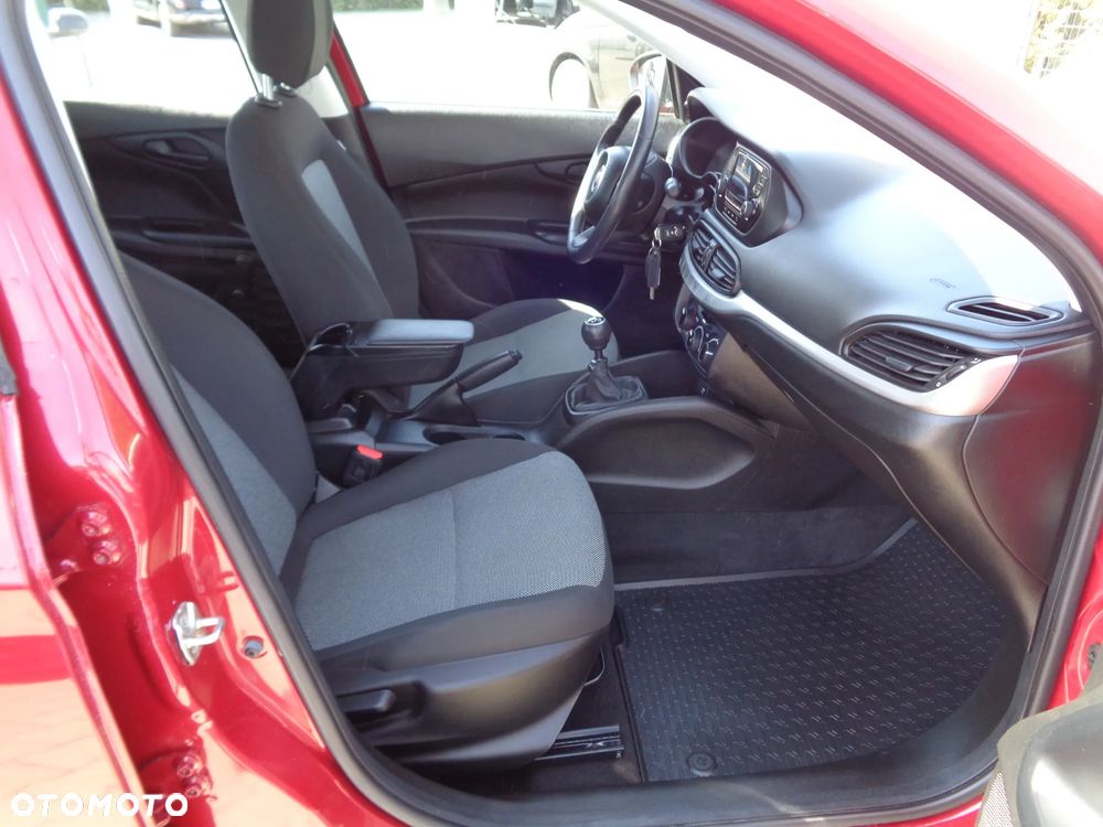 Fiat Tipo 1.4 16V Pop - 17