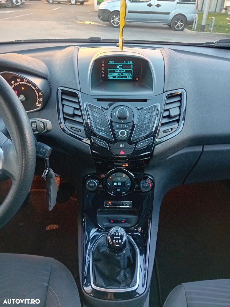 Ford Fiesta 1.0 EcoBoost Titanium - 10