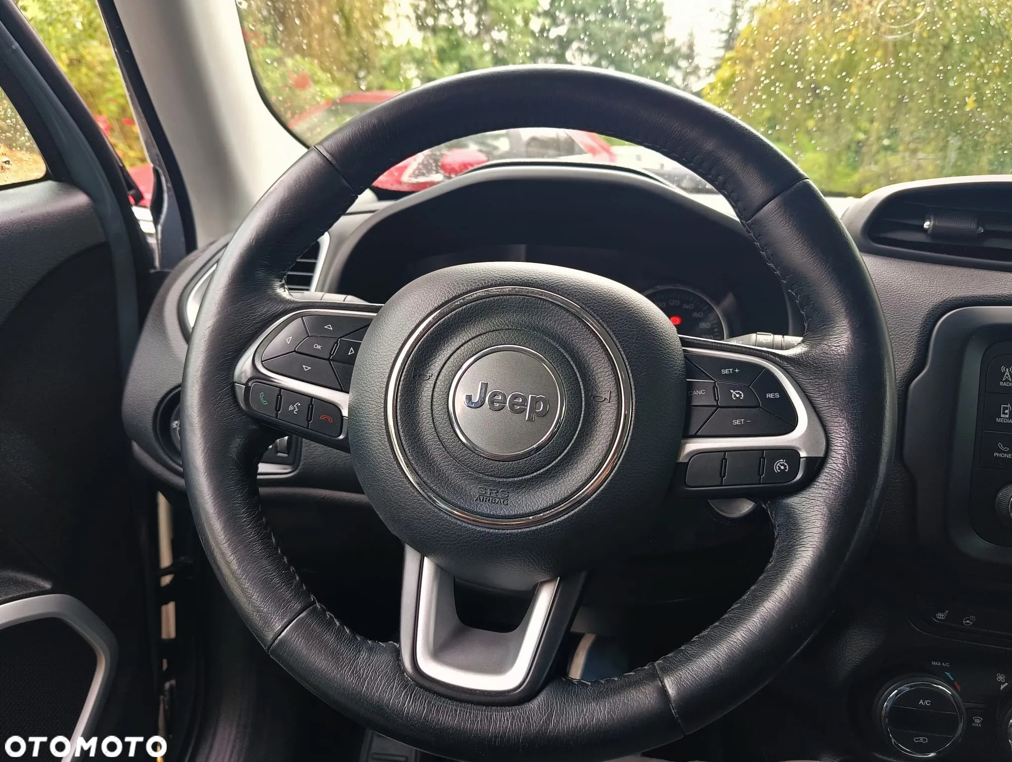 Jeep Renegade 1.4 MultiAir Longitude FWD S&S - 31
