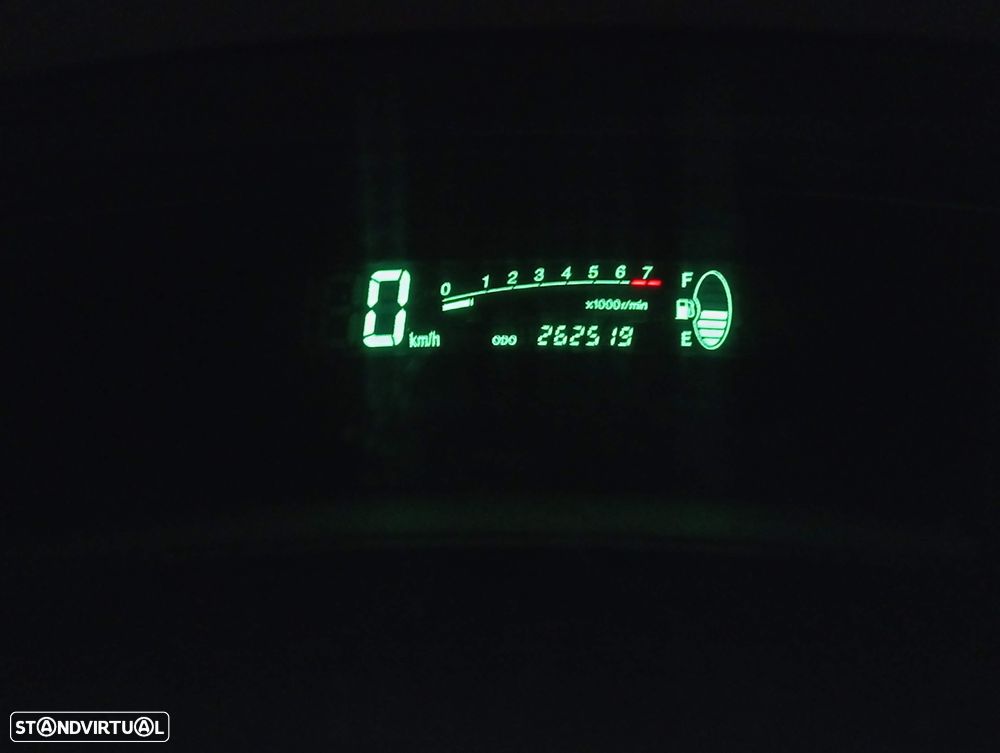 Toyota Yaris 1.0 Terra DA+ABS+CD+AC - 12