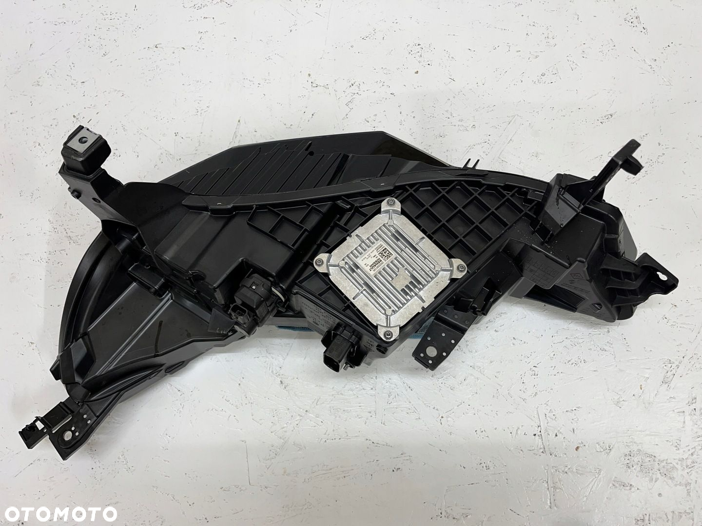 RENAULT CAPTUR E-TECH LED PURE VISION REFLEKTOR 260107674R VAT WYS 24H - 13