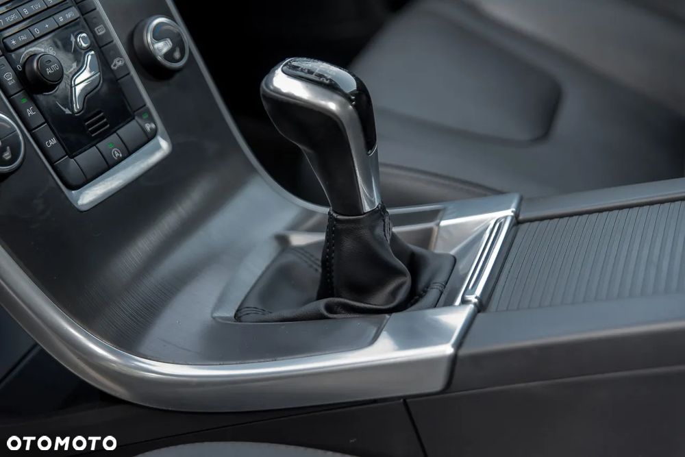 Volvo XC 60 - 11