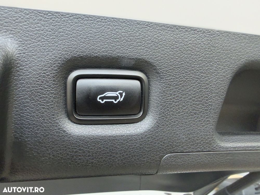 Hyundai Santa Fe 2.2 CRDi 4WD 8AT Luxury - 10