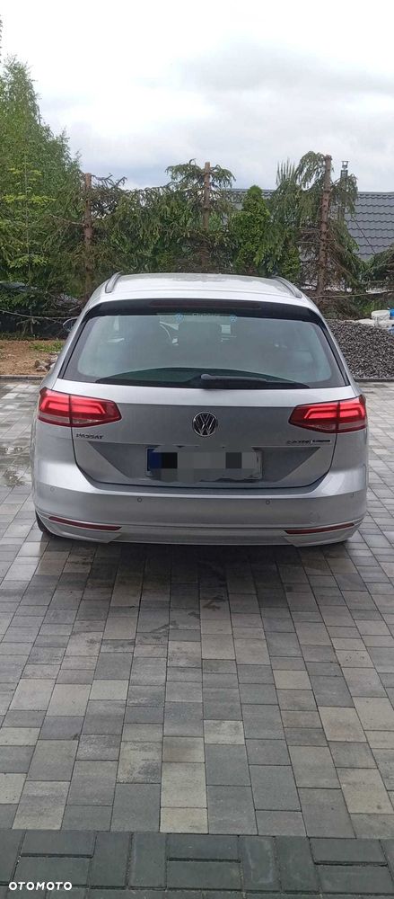 Volkswagen Passat - 6