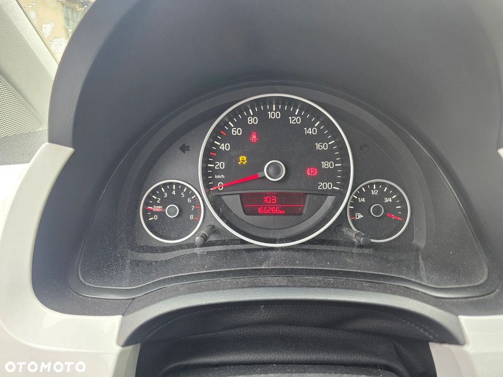 Volkswagen up! 1.0 white - 9