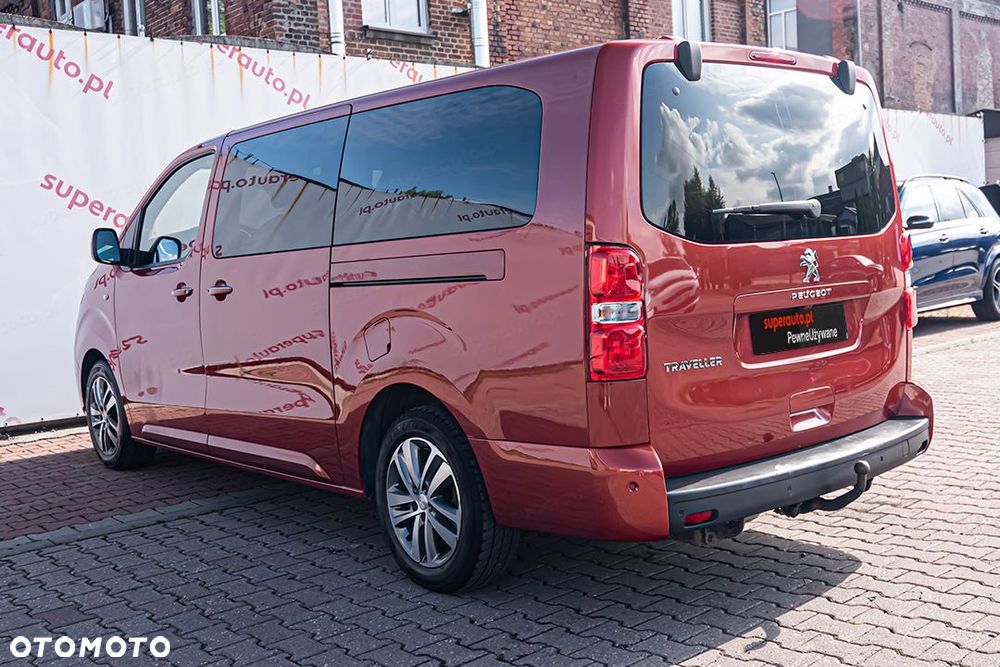 Peugeot Traveller - 11