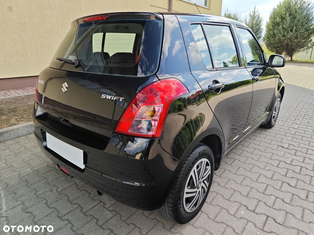 Suzuki Swift - 9