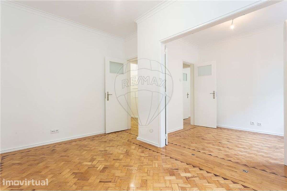 Apartamento T2 para arrendamento - Grande imagem: 2/15