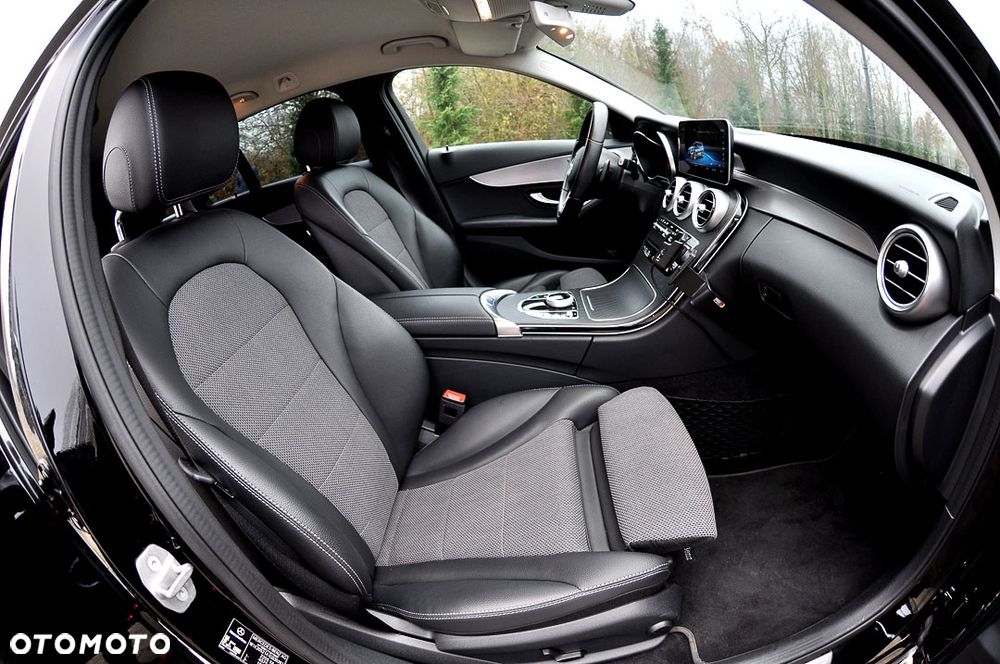 Mercedes-Benz Klasa C 220 d 9G-TRONIC AMG Line - 21