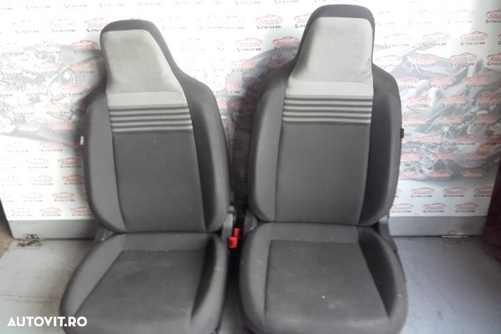 Dezmembrez Volkswagen Up 1 [2011 - 2020] Hatchback 5-usi 1.0 ASG (75 hp) - 12