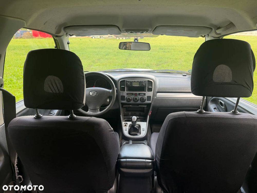 Suzuki Grand Vitara - 10