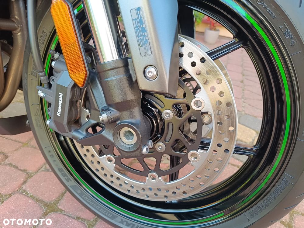 Kawasaki Ninja 1000 SX - 17