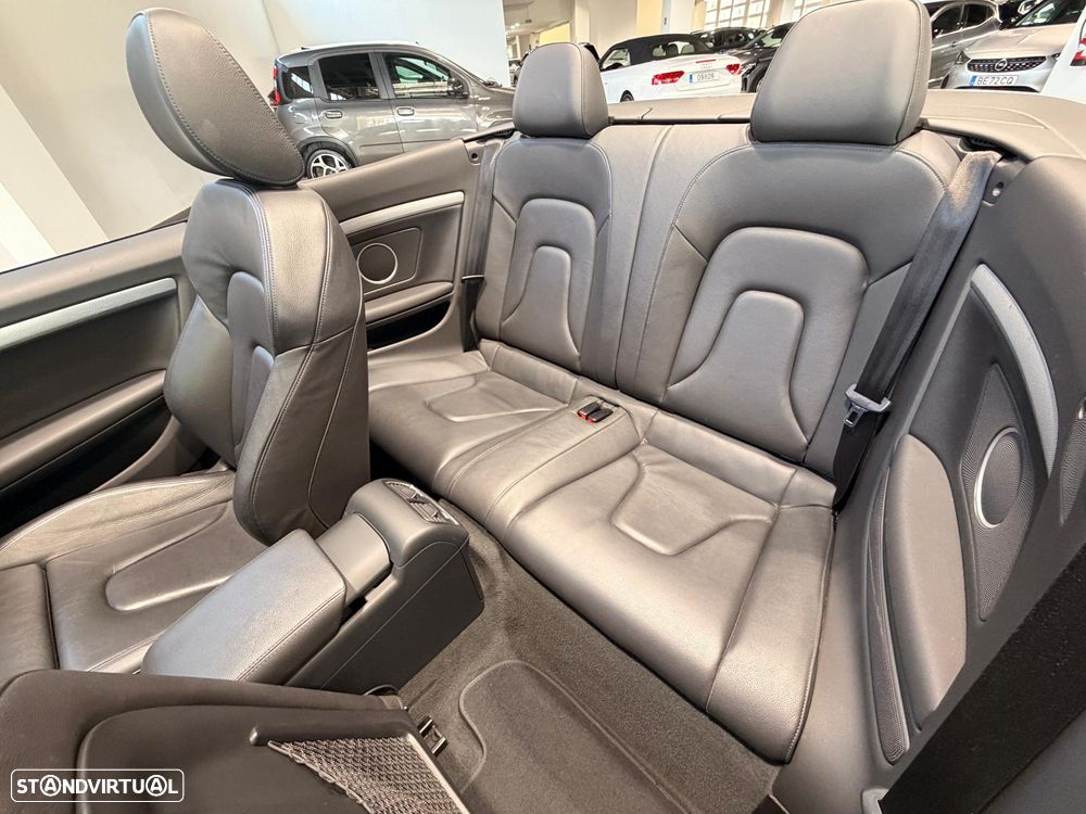 Audi A5 Cabrio 2.0 TDi S-line - 21