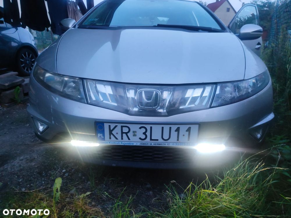 Honda Civic 1.8 Executive - 17