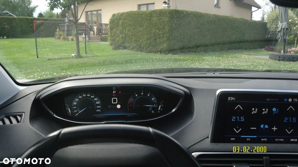 Peugeot 5008 1.2 PureTech Active S&S EAT6 - 9