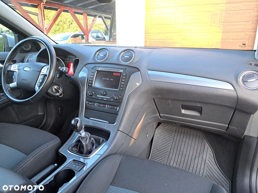 Ford Mondeo 2.0 TDCi Champions Edition - 12