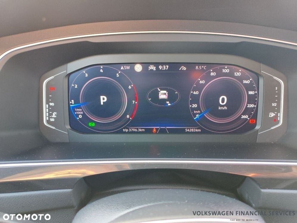 Volkswagen Tiguan - 8