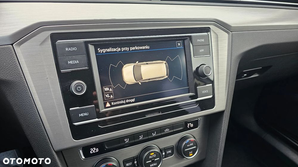 Volkswagen Passat 2.0 TDI EVO Essence DSG - 8