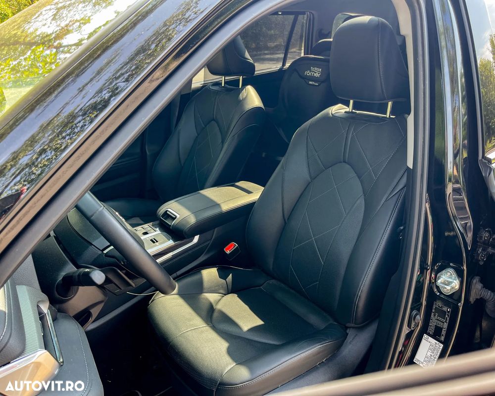 Toyota Highlander 2.5 L Hybrid Dynamic Force 248CP Exclusive Metallic - 13