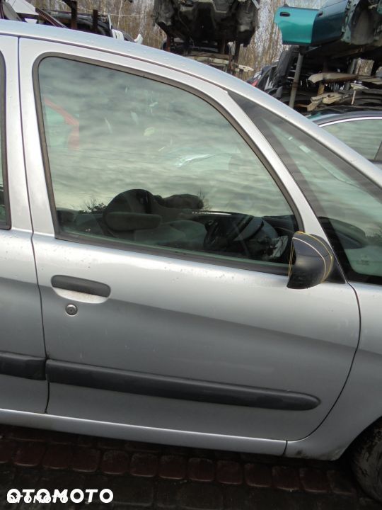 DRZWI PRAWE PRZEDNIE CITROEN XSARA PICASSO SZYBA KLAMKA ZAMEK - 1