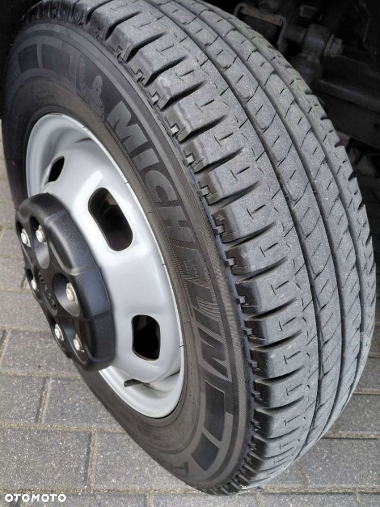 Iveco Daily - 23