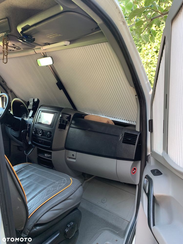 Mercedes-Benz Sprinter - 4