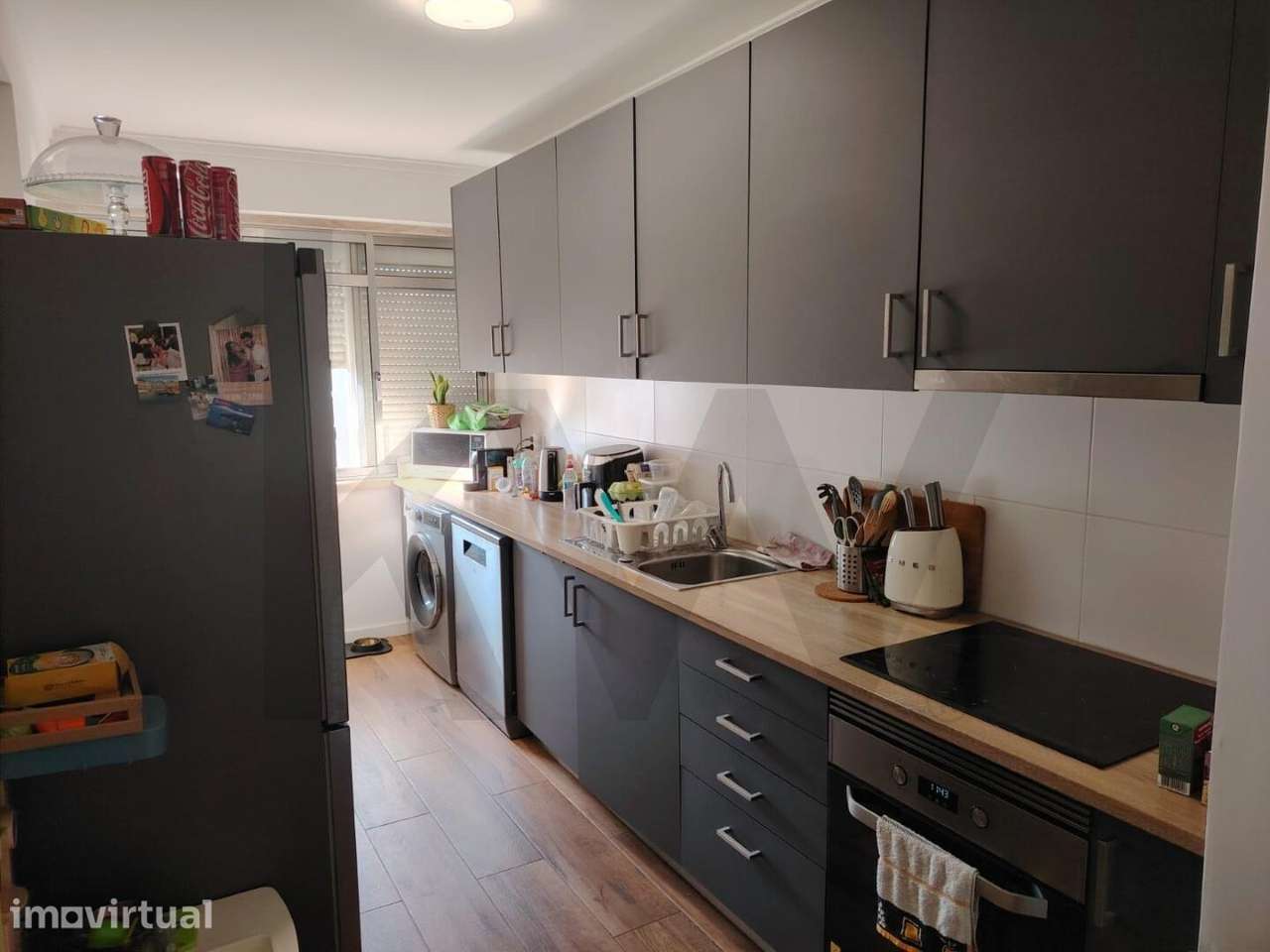 Apartamento T3 Remodelado com Garagem na Damaia de Cima - Grande imagem: 4/15