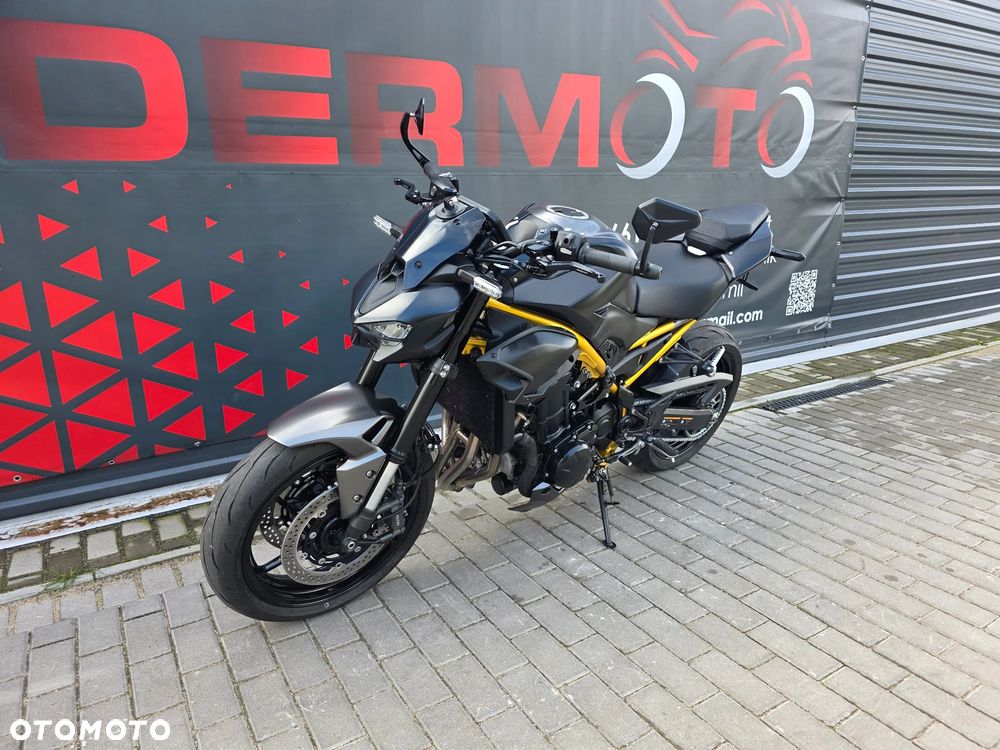 Kawasaki Z 900 - 32