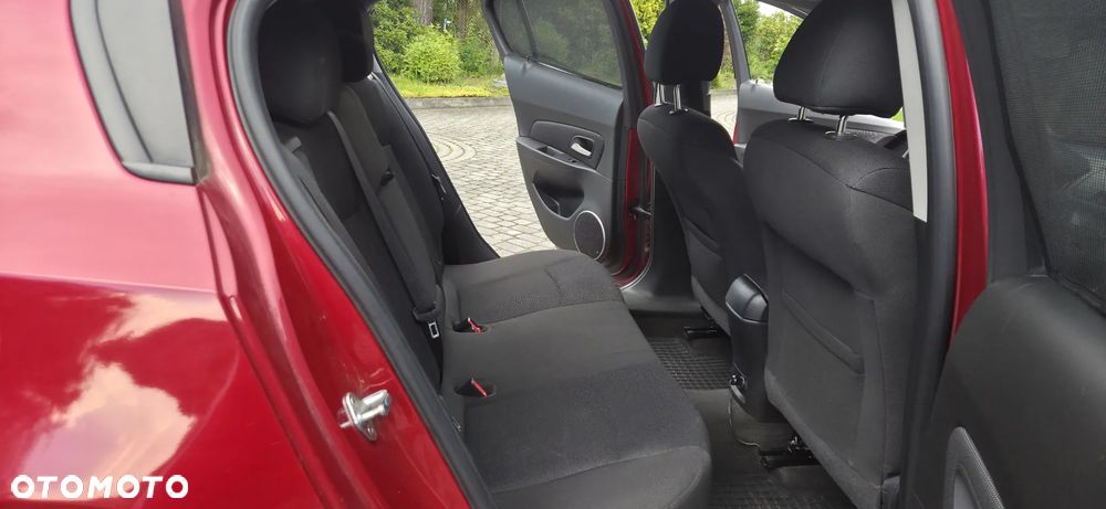 Chevrolet Cruze 1.8 LT - 8