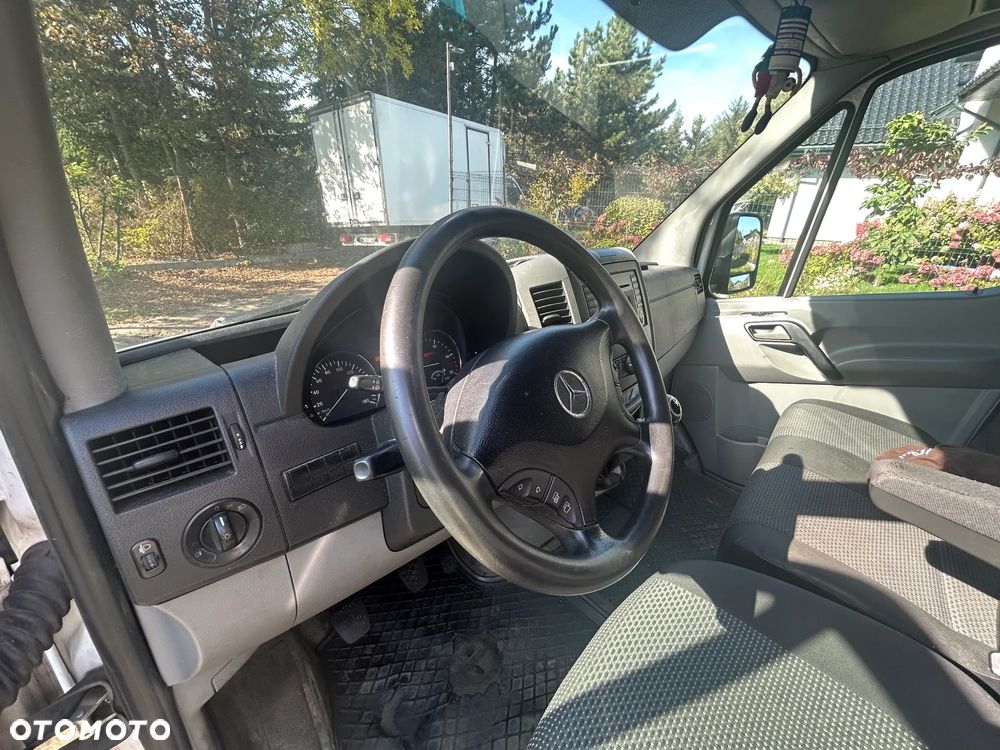 Mercedes-Benz SPRINTER - 27
