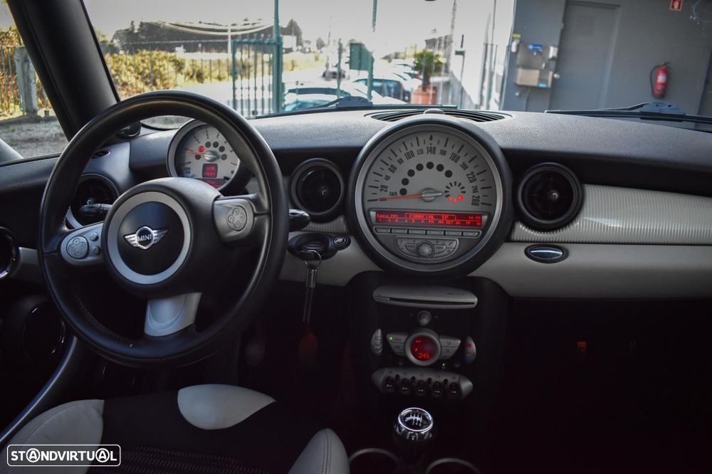 MINI 3 Portas Cooper D 50 Camden - 8