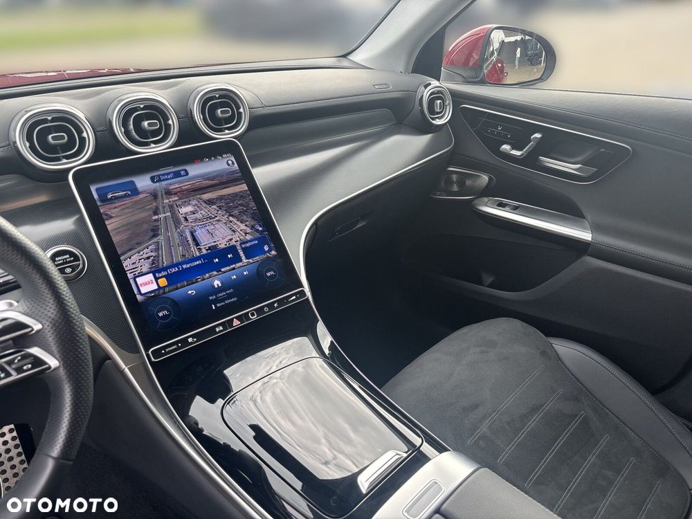 Mercedes-Benz GLC 2025